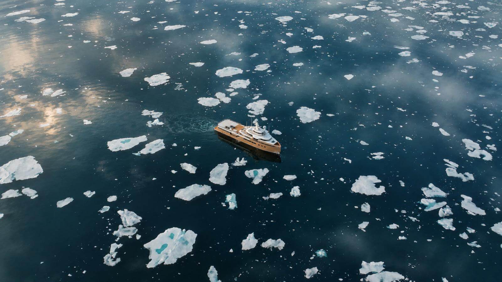 Nova Yachts expedition in Svalbard